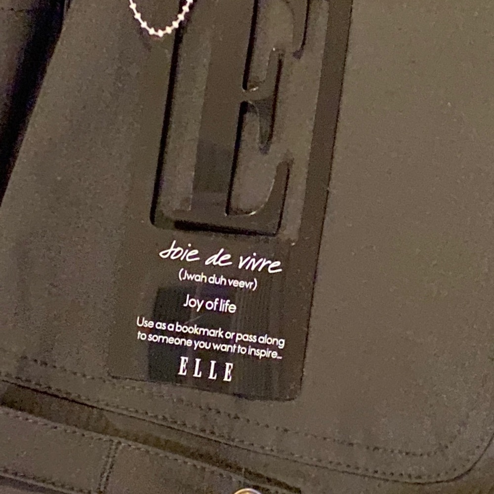 Joie de vivre ELLE Yoga Scrubs